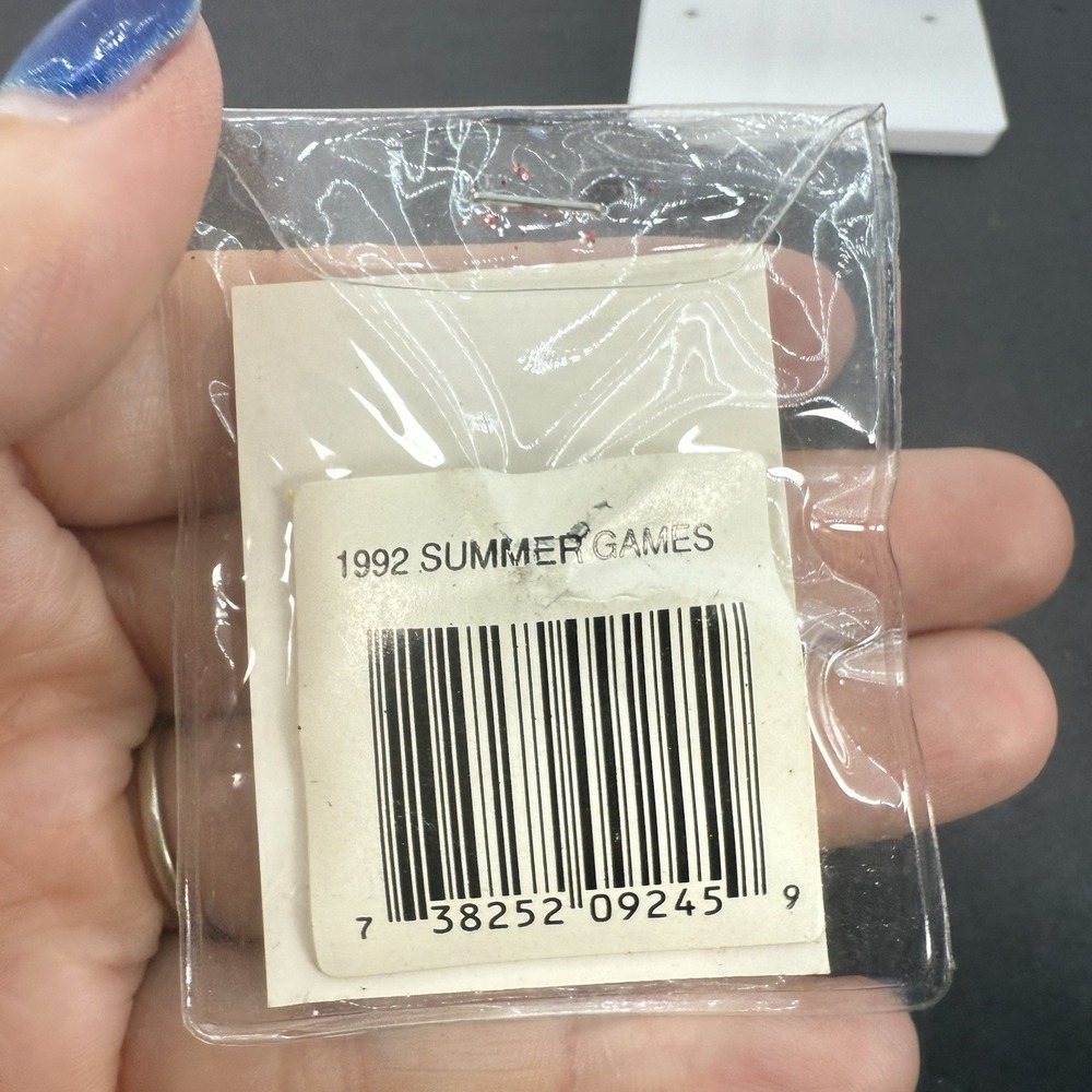 1992 USA Summer Olympic Games Barcelona Spain Trading Lapel Hat Tie Pin Enamel - Picture 5 of 6